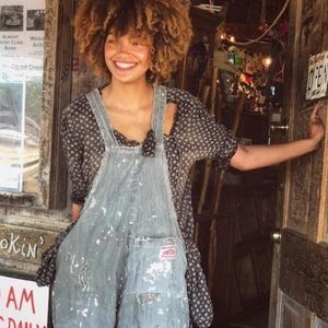 Magnolia Pearl Grandmother Soraya Black Dress